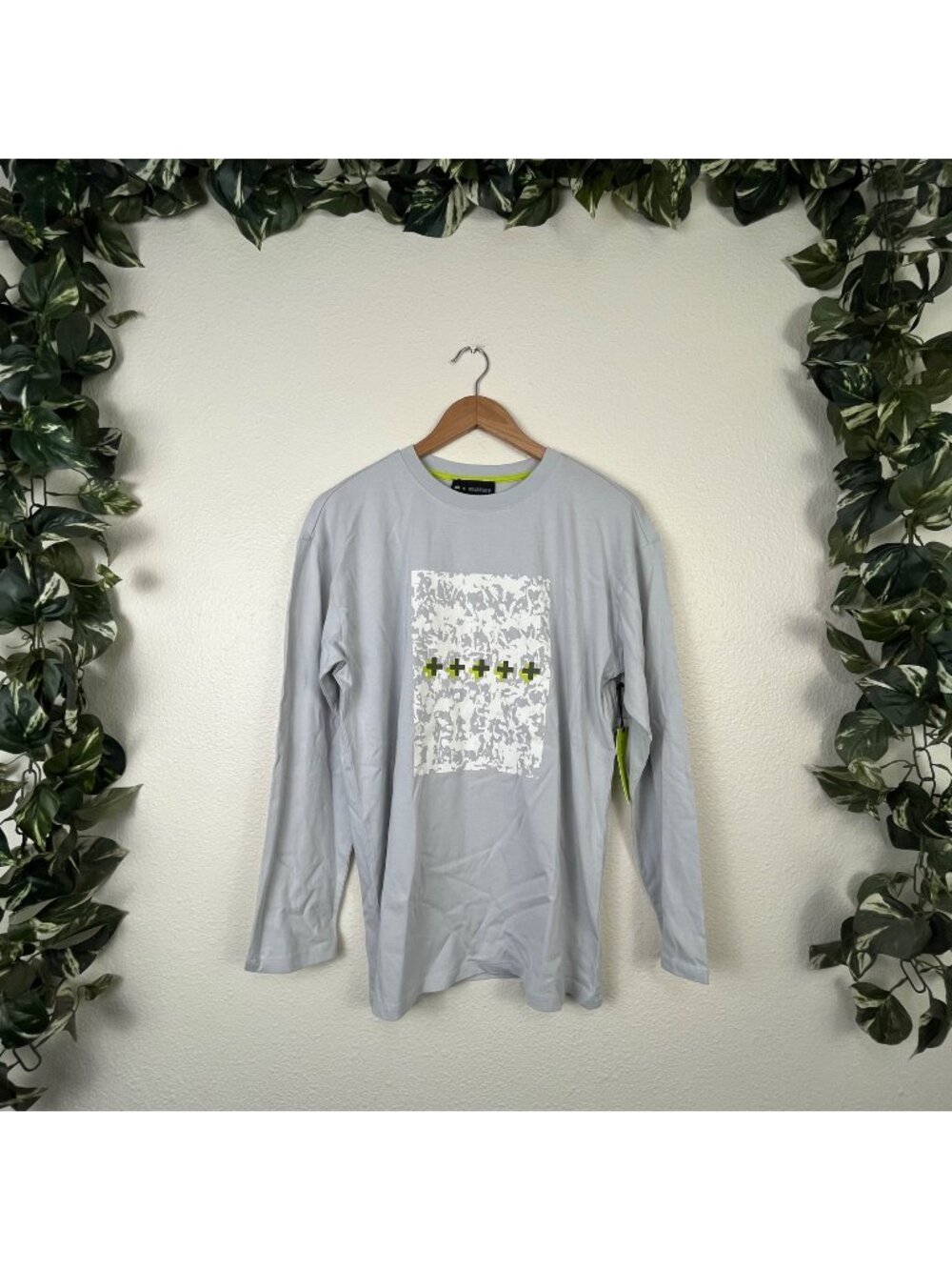 BP + Wildfang Long Sleeve Graphic Shirt Grey NWT Women’s Size S